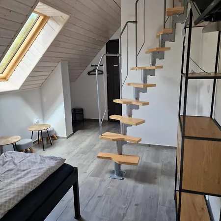 Przystan W Gorskim Raju *